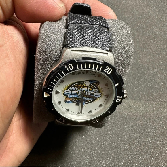 Game Time World Series 100th Anniversary Analog Quartz Watch Working New Battery - Picture 3 of 9